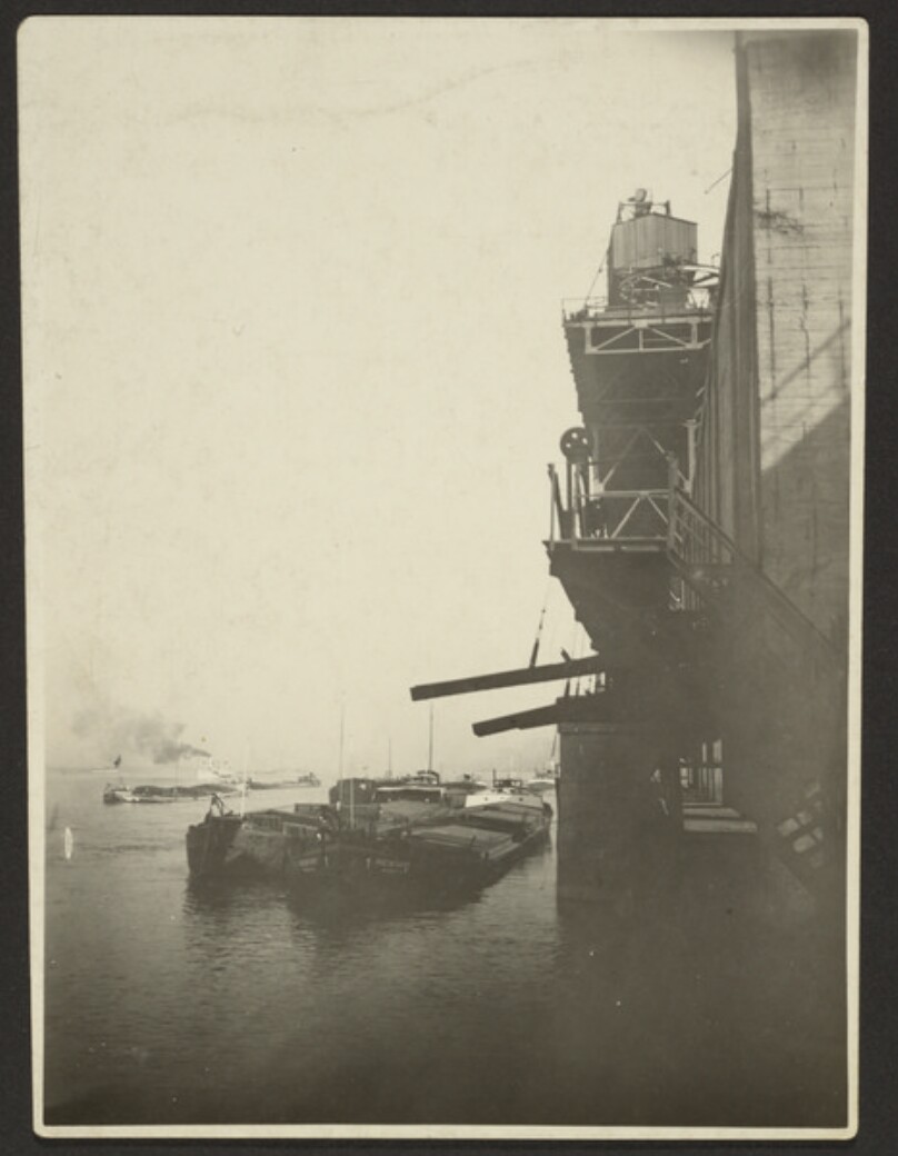 [Boats on the Rhine]