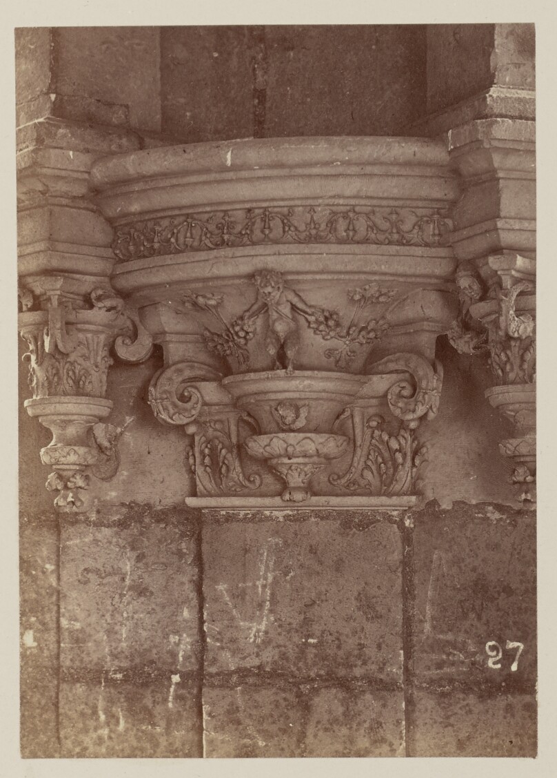 Château de Chambord: Niches et culots, intérieur de la lanterne