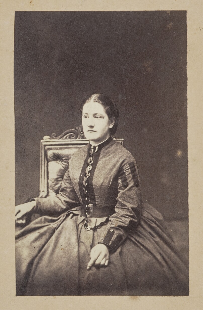 [Portrait of seated woman]