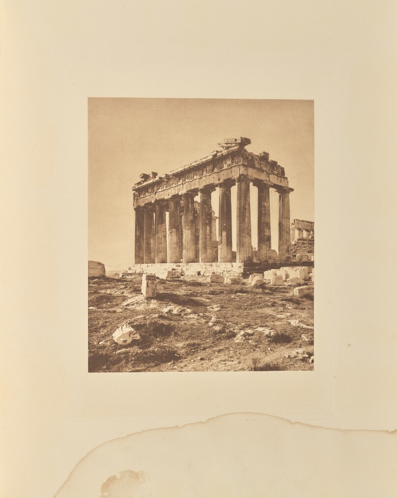 Le Parthénon, façade principale