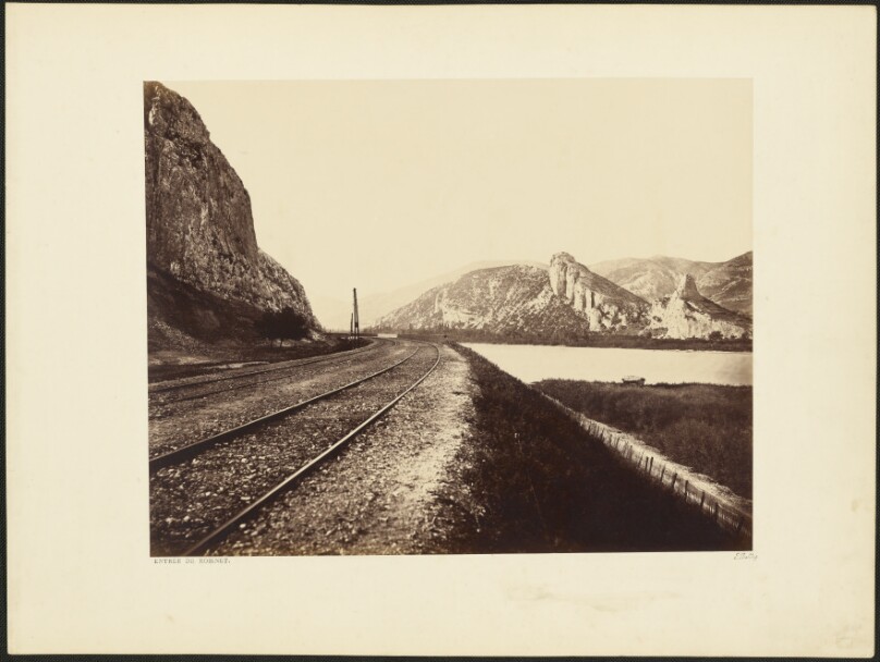 Entrance to the Donzère Pass