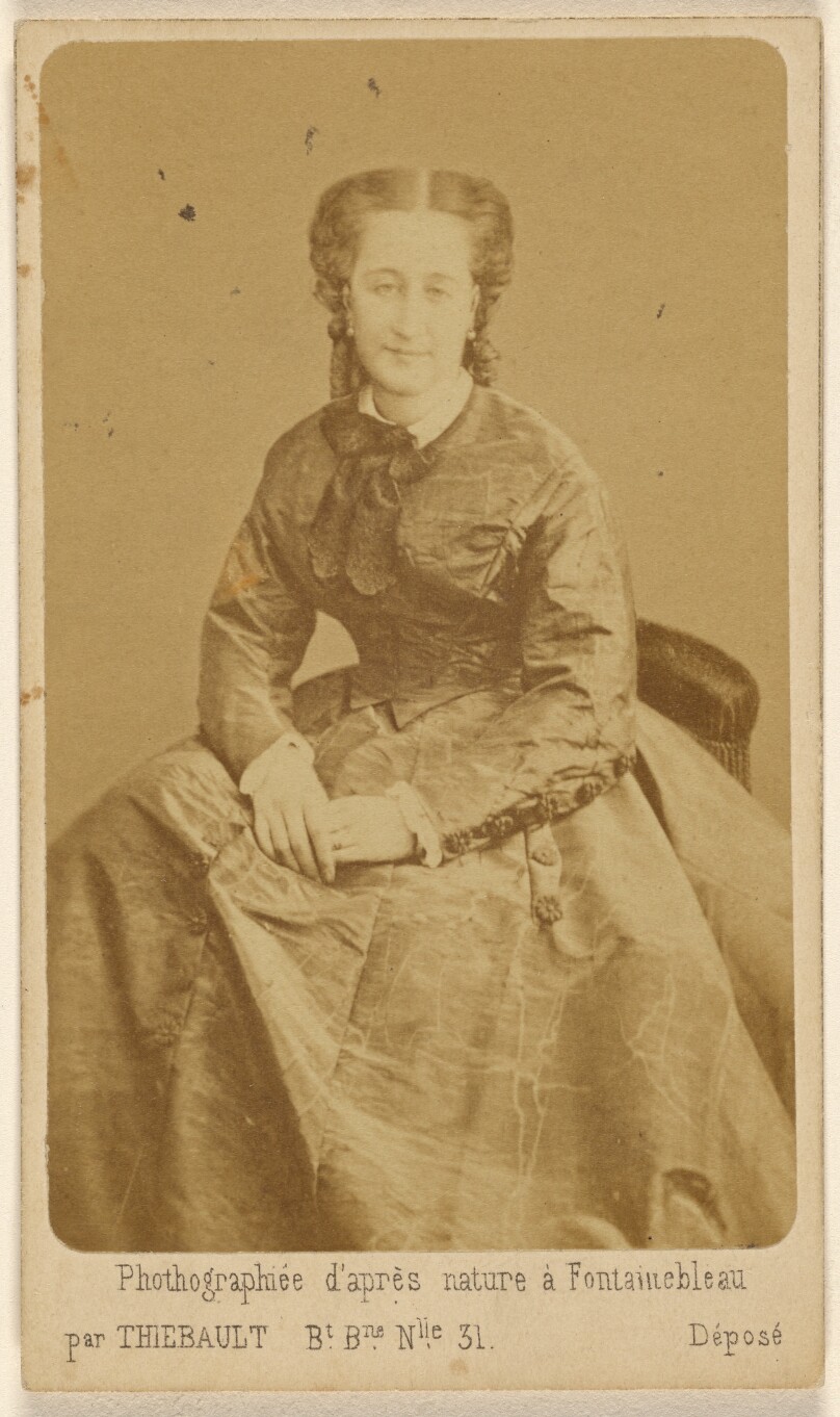 E. Thiébault