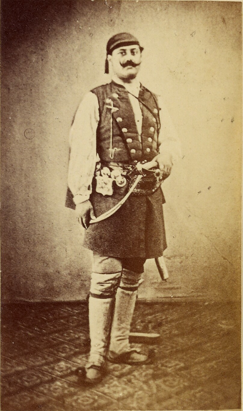 Mitzo.
