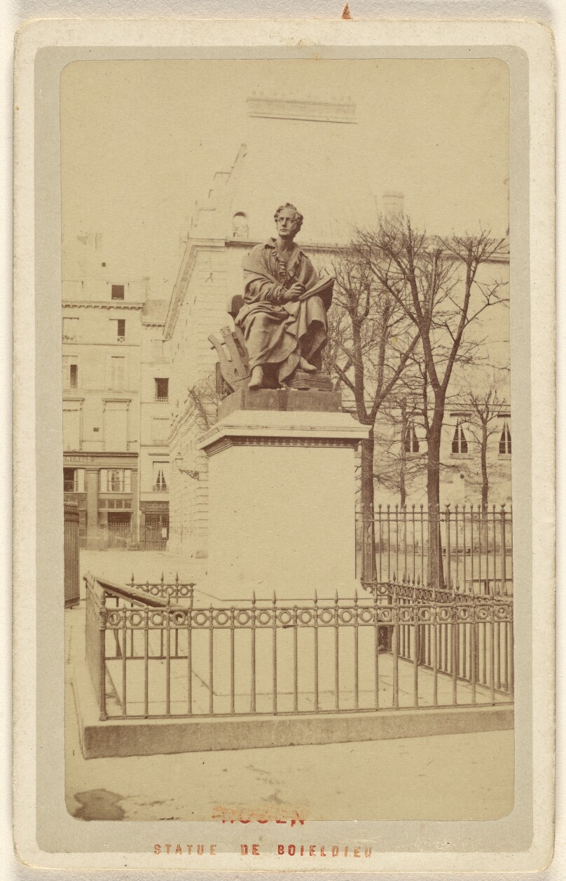 Rouen. Statue de Boieldieu