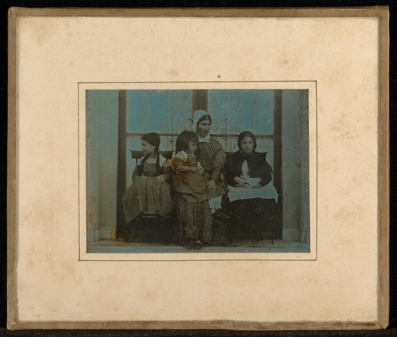 [Group portrait of two female children and two female servants of Jean-Gabriel Eynard]