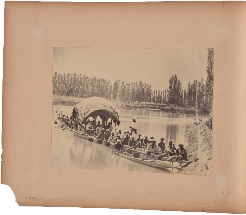 The Resident's Barge - Srinugur