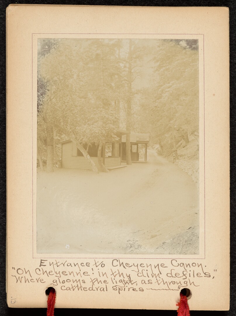 Entrance to Cheyenne Cañon
