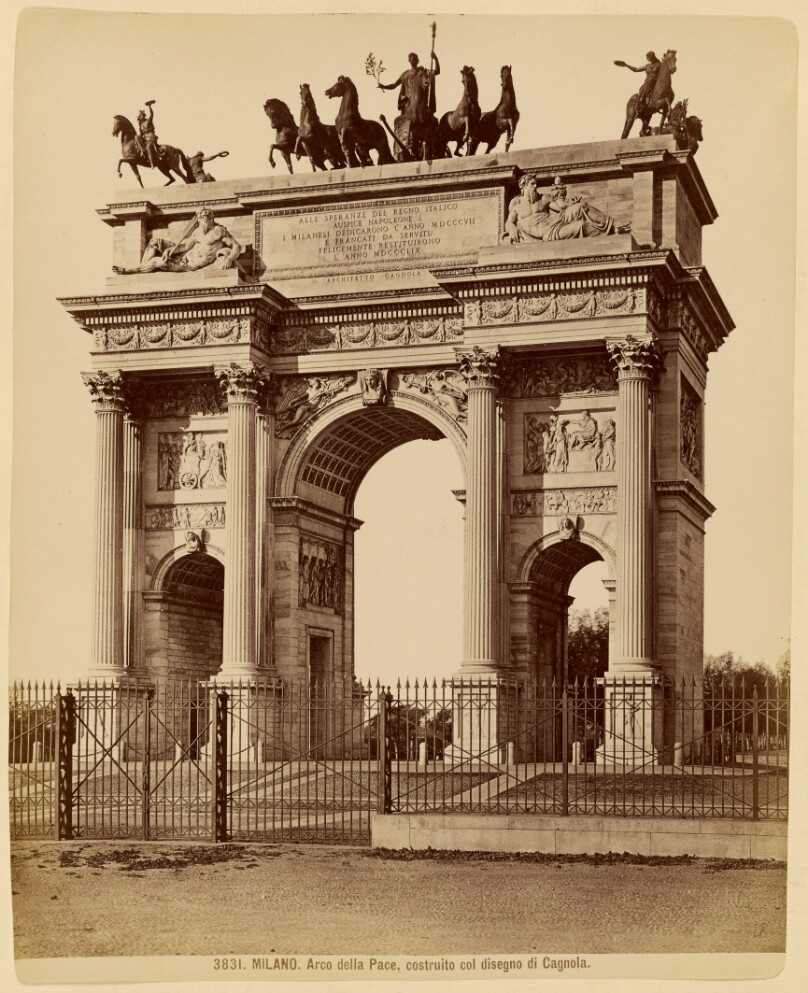 Milano, Arco della Pace, costruito col disegno di Cagnola