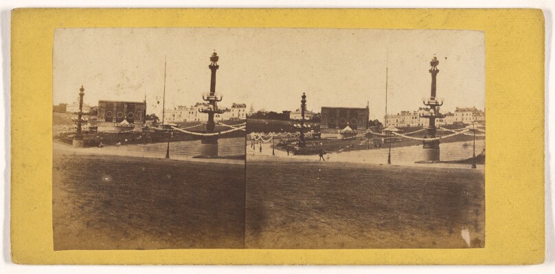 [Unidentified French city view]