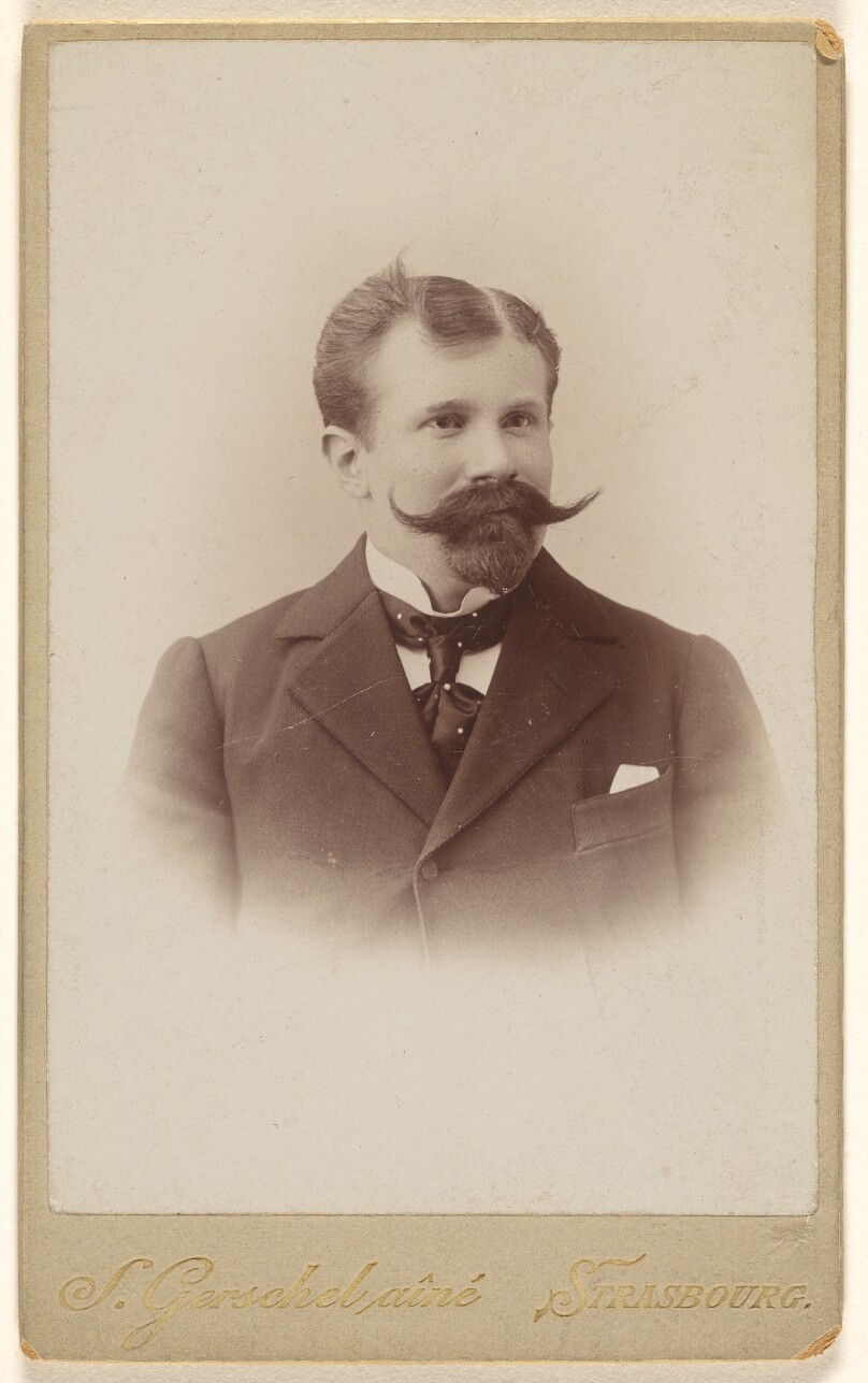 [Unidentified man with a variant type Vandyke beard and moustache , printed in vignette-style]