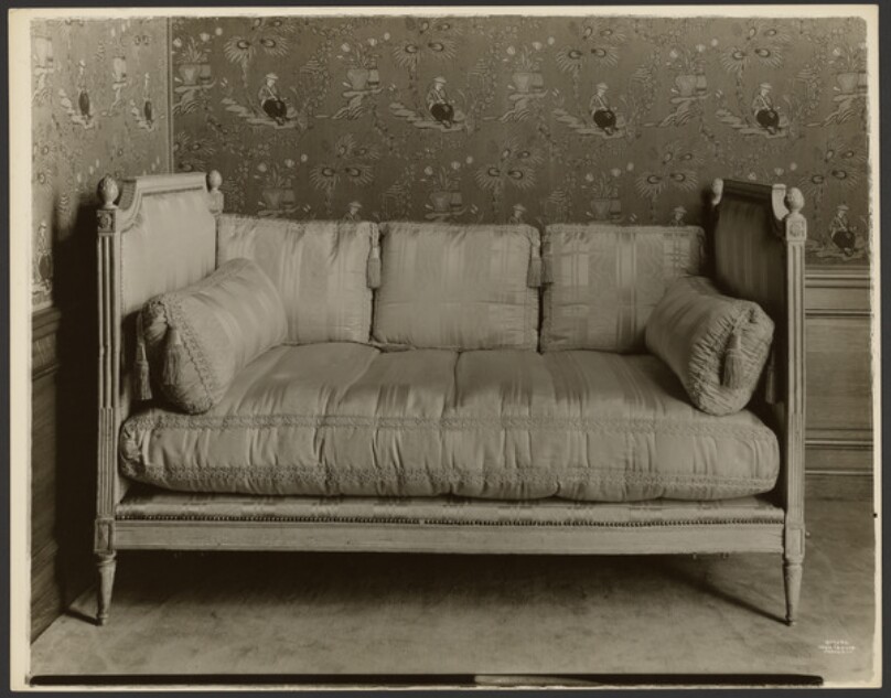 [Antique sofa]
