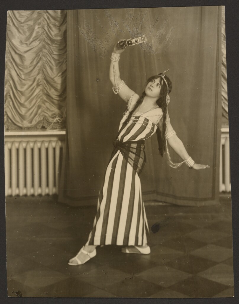 Mlle Maria Gartang daughter of master, in ballet "Mazepa"