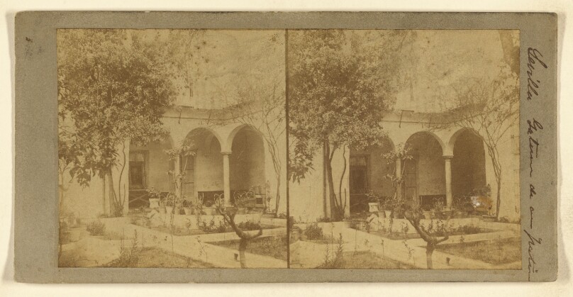 [Sevilla - Interior de au patio]