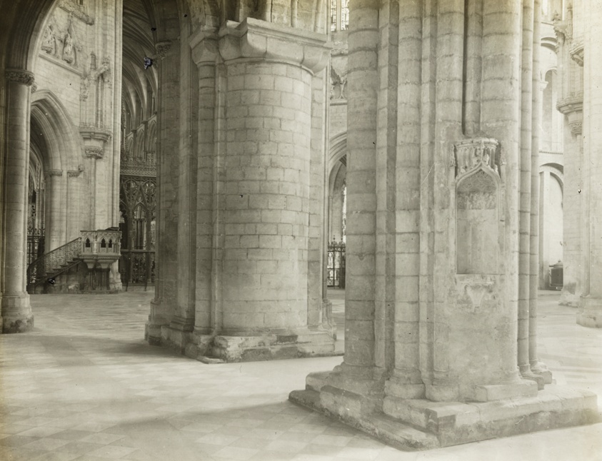 Ely Cathedral: Nave and Octagon, to Choir