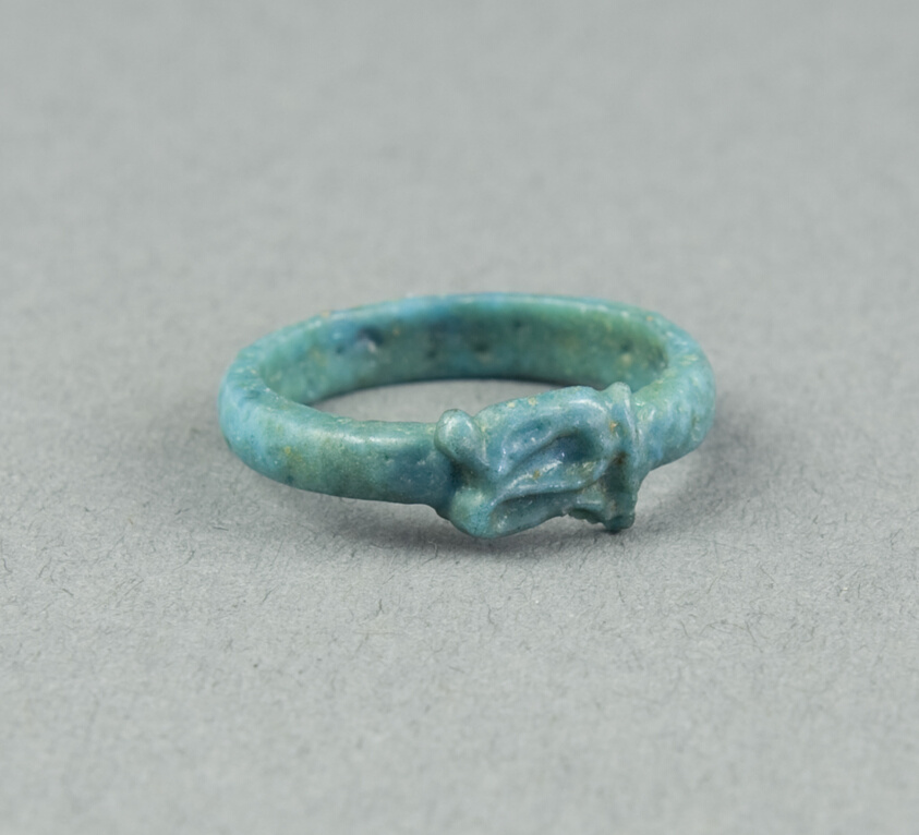 Ring: Figure of Serpent Uto (?)