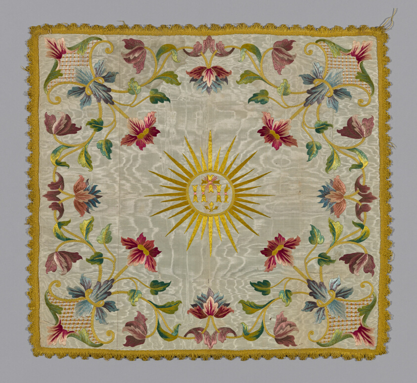 Chalice Cover