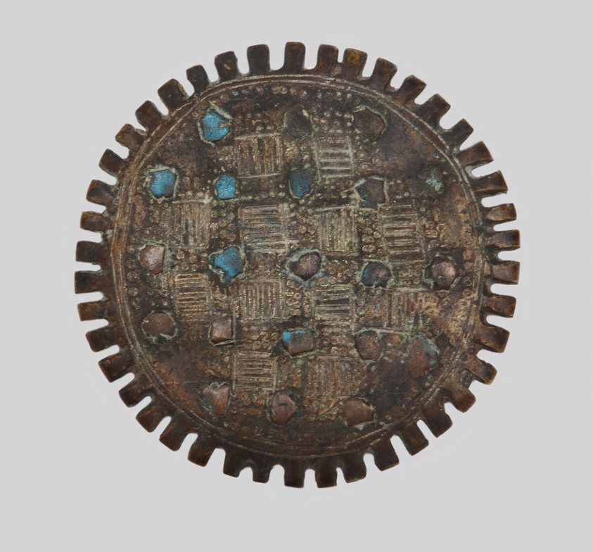 Goldweight Depicting a Geometric Shape