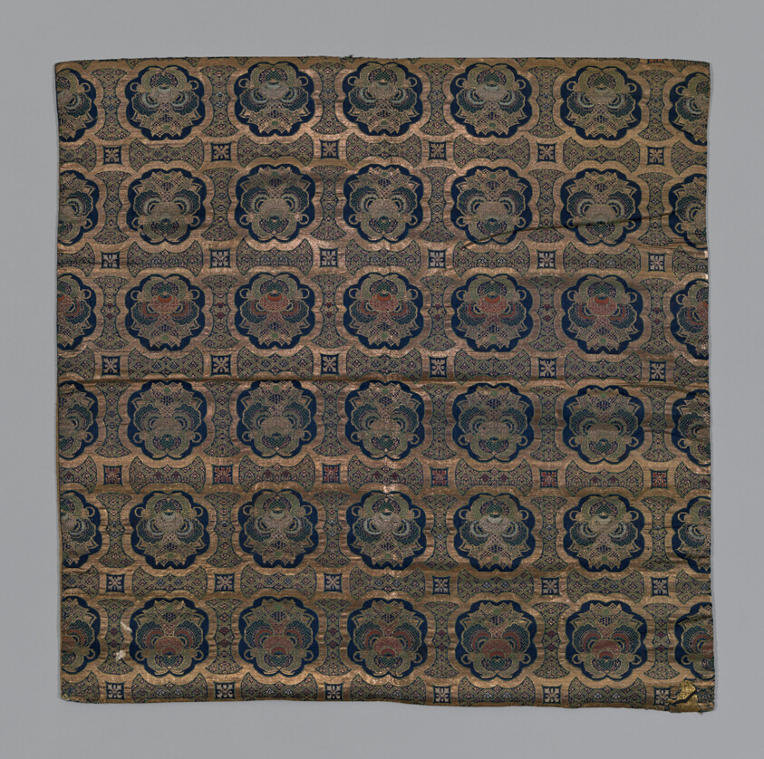 Uchishiki (Altar Cloth)
