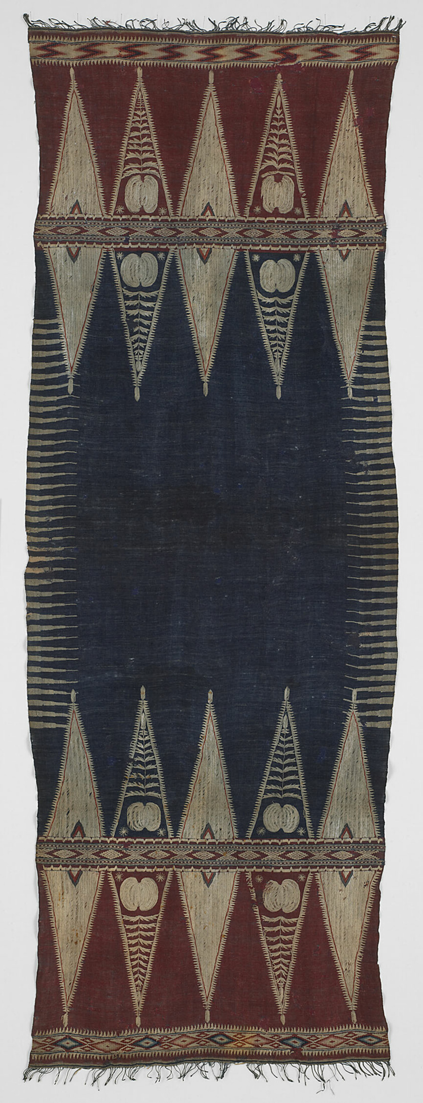 Shoulder Cloth (?)