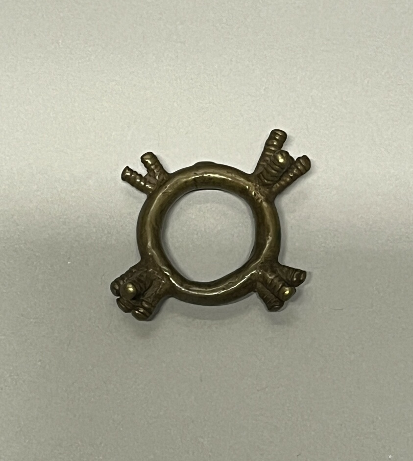 Goldweight in the Form of a Geometric Shape
