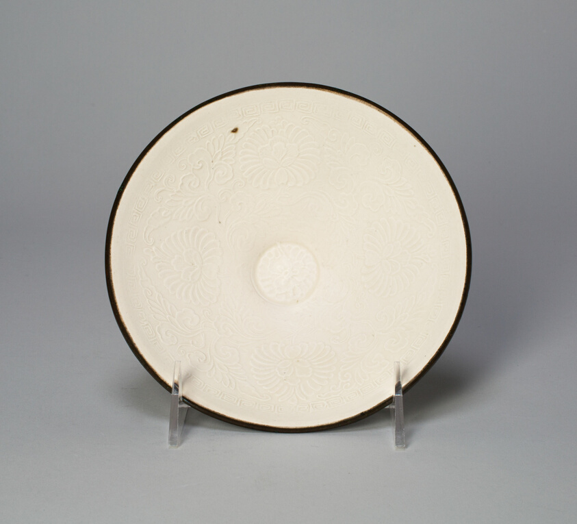 Bowl with Peony Scrolls