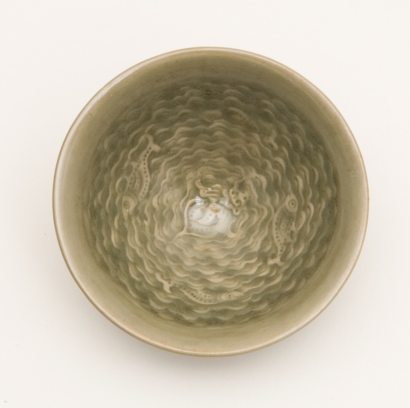 Conical Bowl with Interior of Fish Swimming amid Waves Encircling a Sea Crab and Exterior of Stylized Petals
