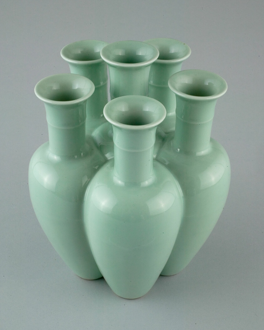 Compound Vase with Six Trumpet-Shaped Necks