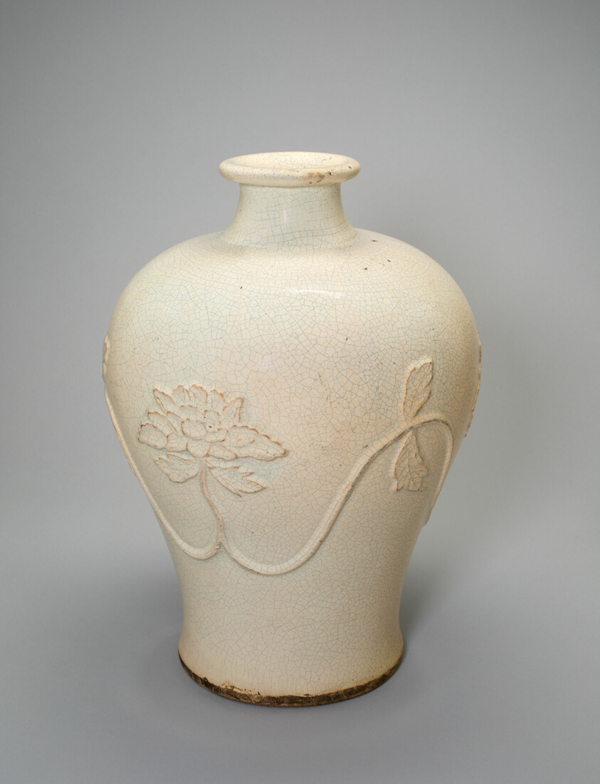 Baluster-Shaped Vase with Peony Scroll