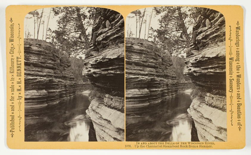 Up the Channel at Steamboat Rock from a Steamer, No. 1076 from the series "In and About the Dells of the Wisconsin River"