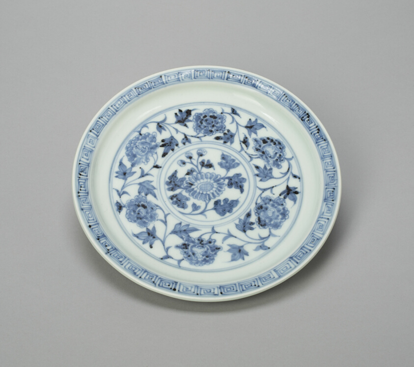 Dish with Peony Scrolls and Chrysanthemum Spray, and Lotus Panels on Reverse