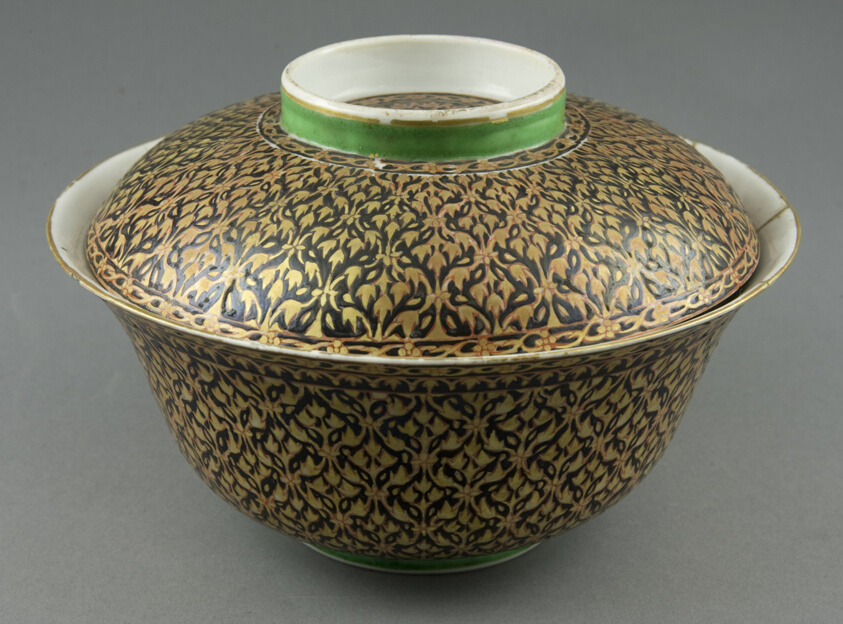 Lai Nam Thong (Gold-Washed) Ware, Covered Bowl