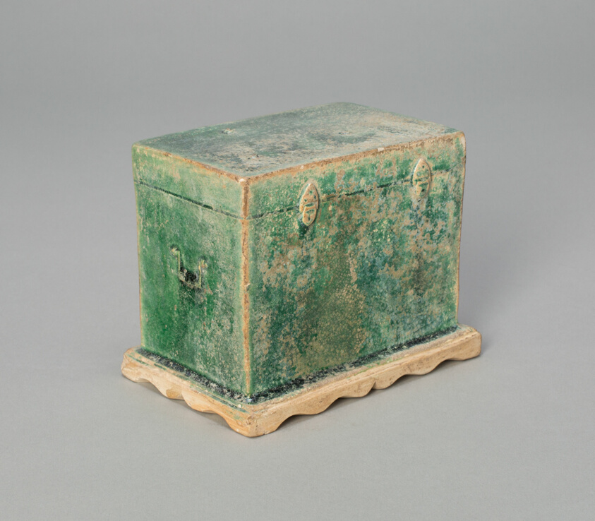 Miniature Trunk (Mingqi)