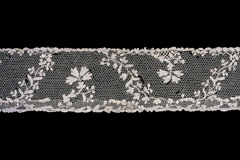 Two Fragments (Border)
