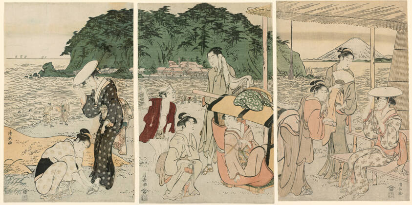 Visitors to Enoshima