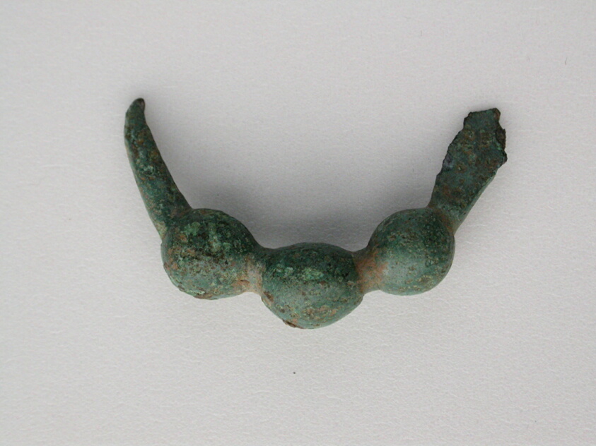 Bow Fibula