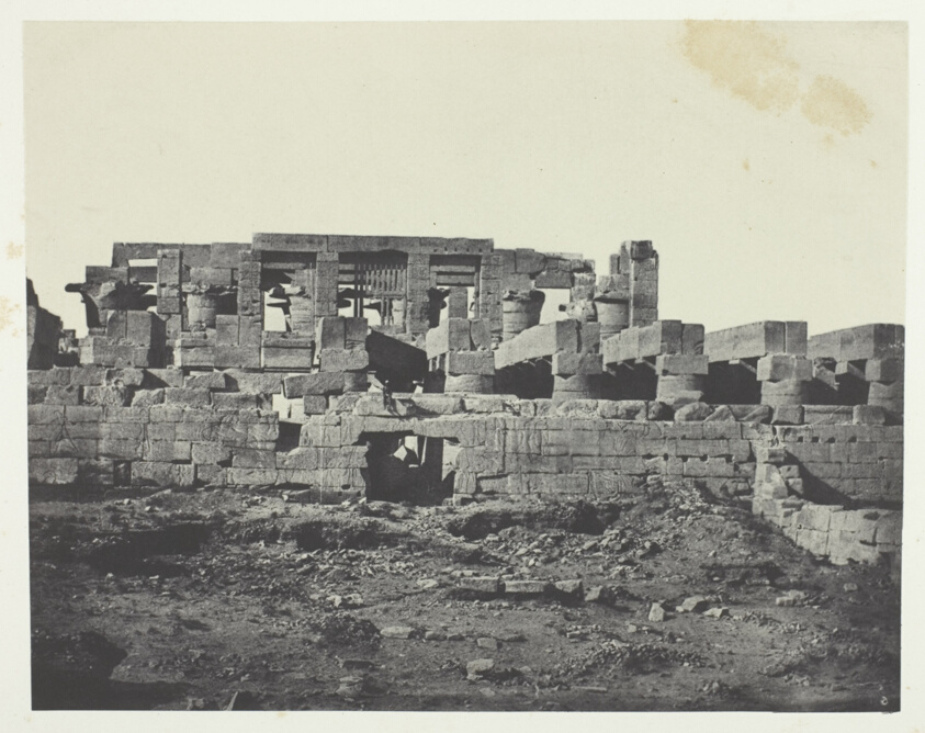 Palais de Karnak, Entrée Méridionale de la Salle Hypostyle; Thèbes, plate 33 from the album "Egypte, Nubie, Palestine et Syrie" (1852)