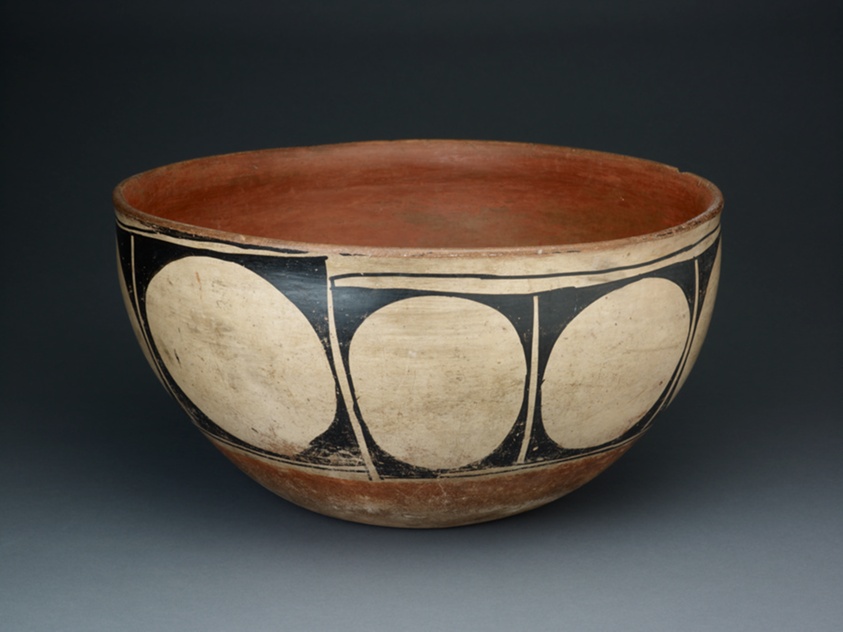 Bowl (Kiua Polychrome)
