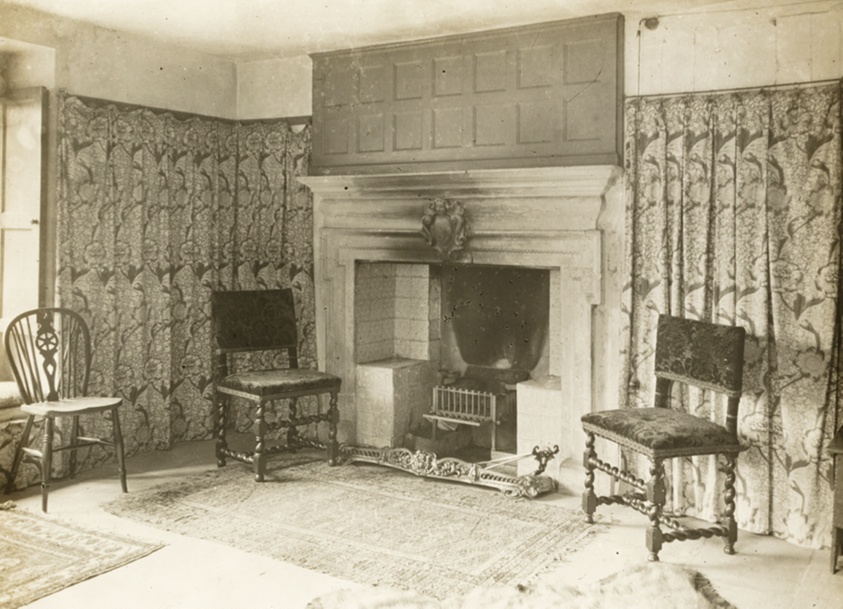 Kelmscott Manor: The Green Room