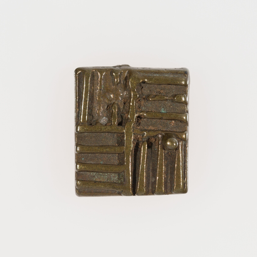 Goldweight with a Geometric Design