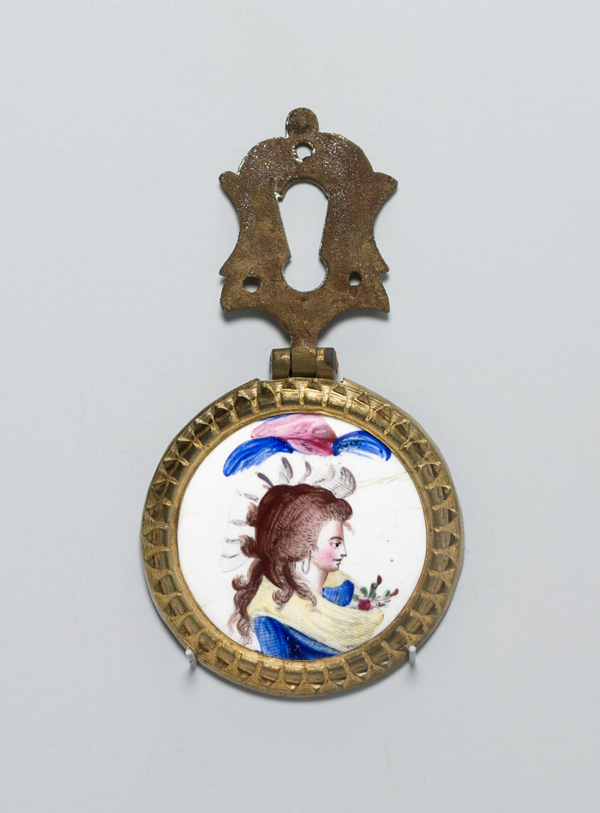 Cloak Pin (Knob or Tieback)