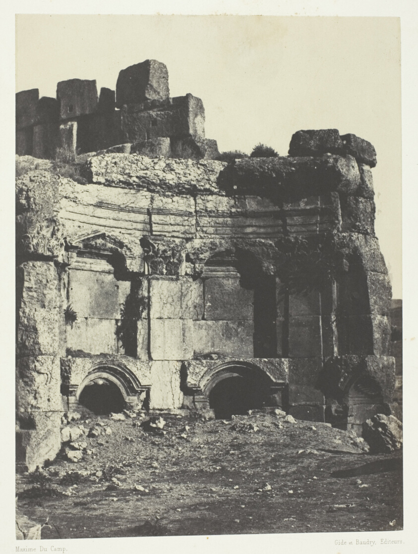 Baalbeck (Héliopolis), Hémicycle De L'Enciente Des Temples Du Soleil Et De Jupiter; Syrie