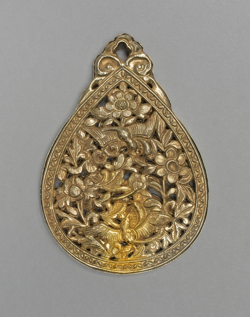 Teardrop-shaped Perfume Container with Birds, Foliage, and Flowers