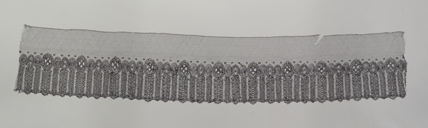 Lace Border Fragment