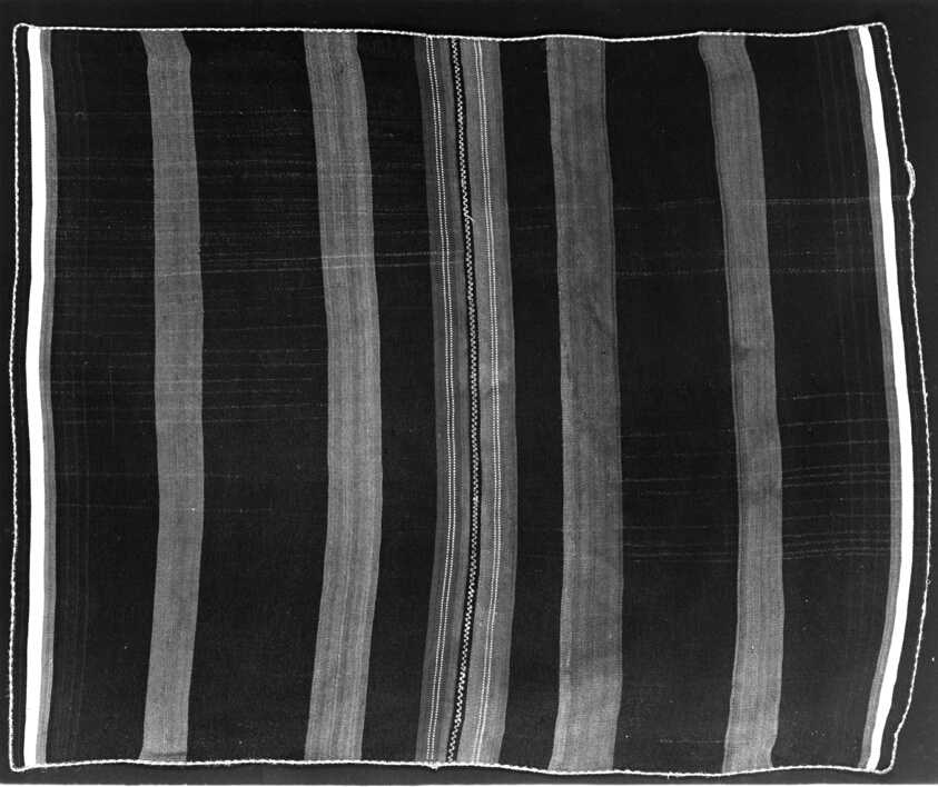 Woman's Mantle (Iskallu)