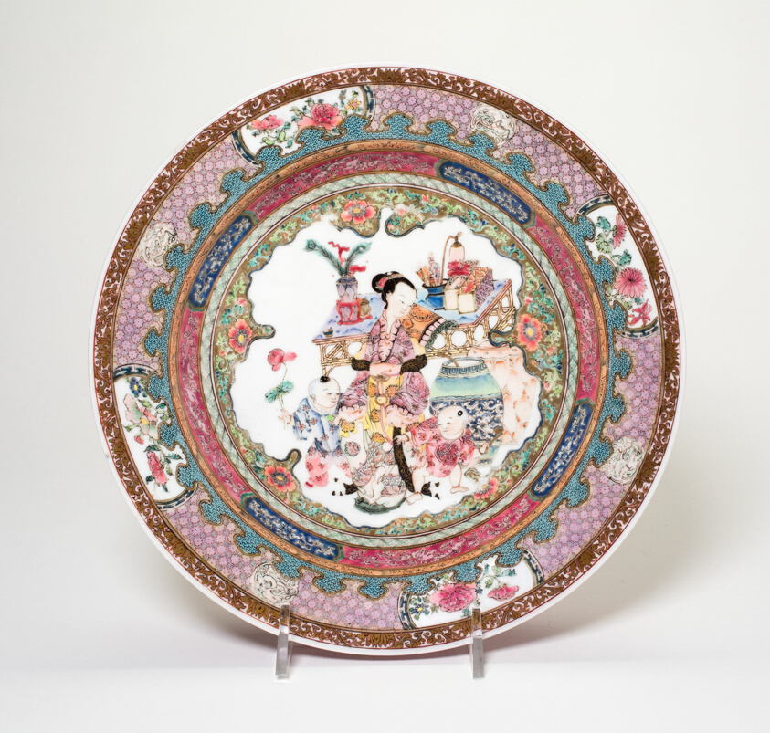 Ruby-Back Famille-Rose Dish