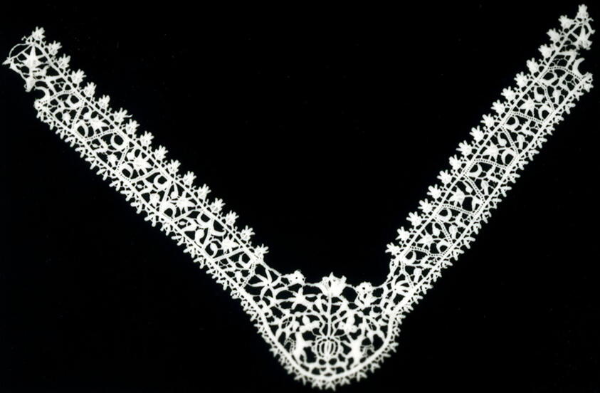 Collar (Made from a Border)